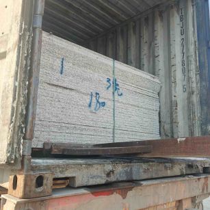 泰州 芝麻白花岗岩石材3.0公分光面毛板装柜出货