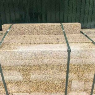 泰州 黄金麻花岗岩石材机切面栏杆料半成品