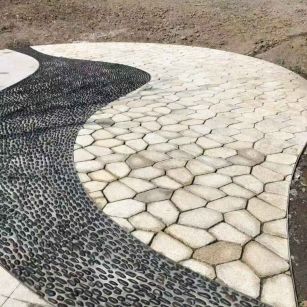 泰州 黄金麻冰裂纹地铺石工地铺装案例