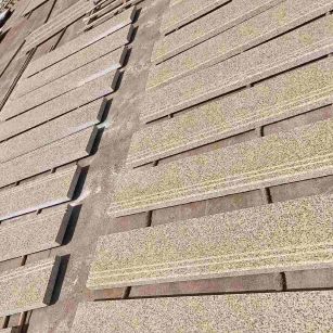 泰州 黄金麻花岗岩光面楼梯踏步