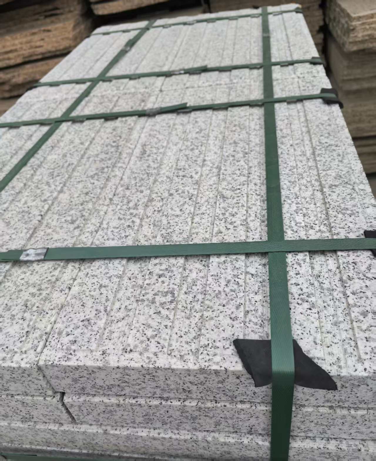 泰州 白麻花岗岩直行盲道石，盲条，地铺石