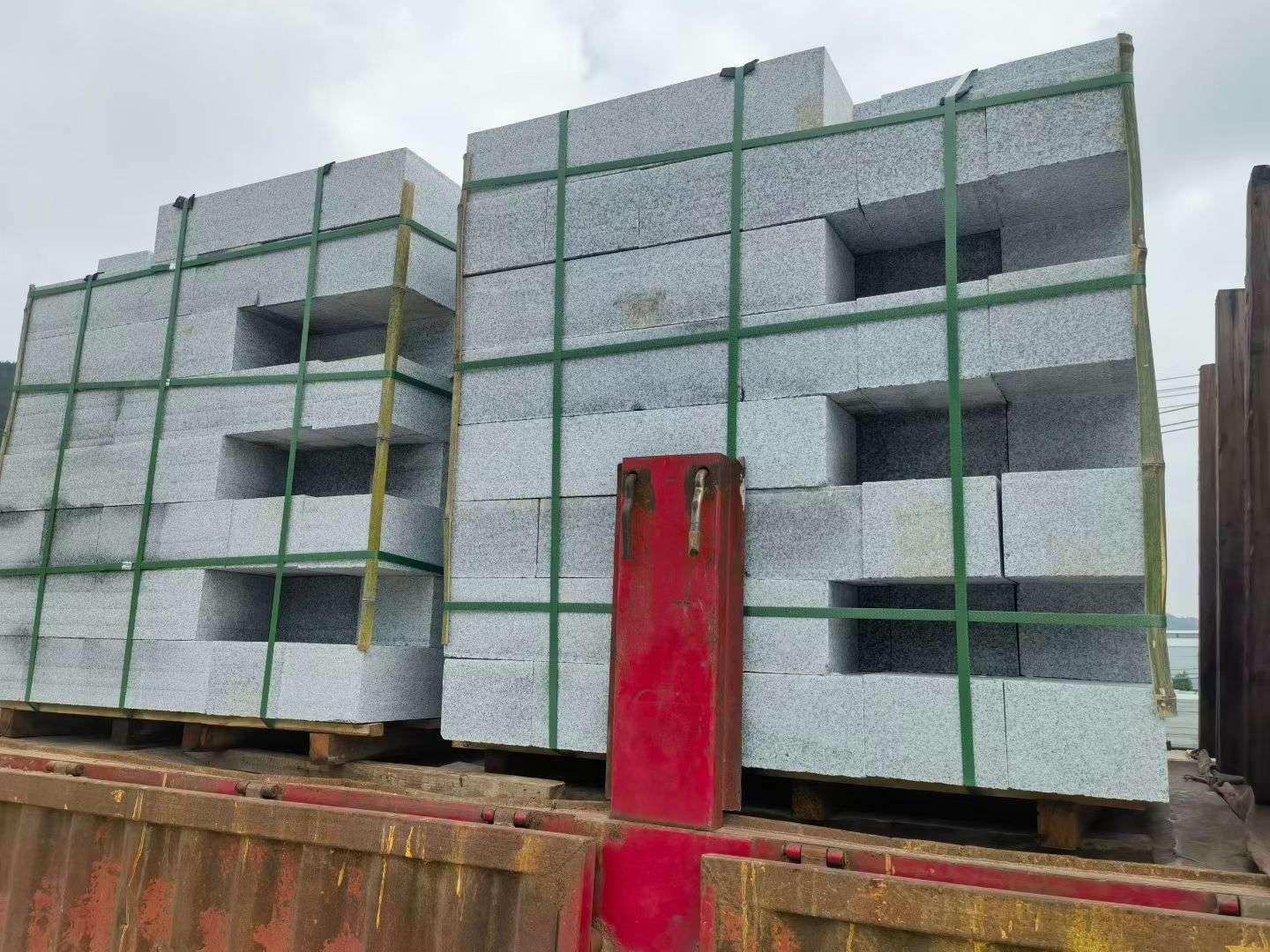 泰州 芝麻白花岗岩路沿石，平石，路侧石，马路牙子，路缘石，立缘石，平缘石等