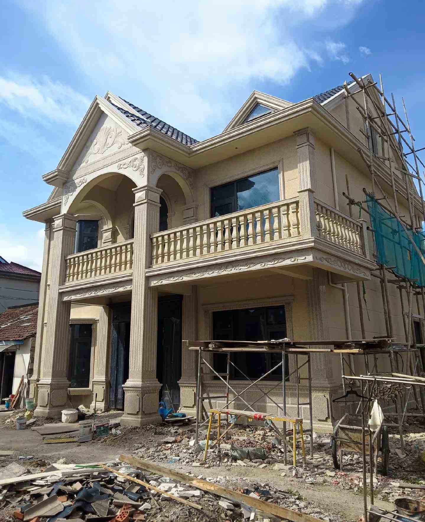 泰州 黄金麻花岗岩石材私人别墅雕花门楼柱阳台栏杆