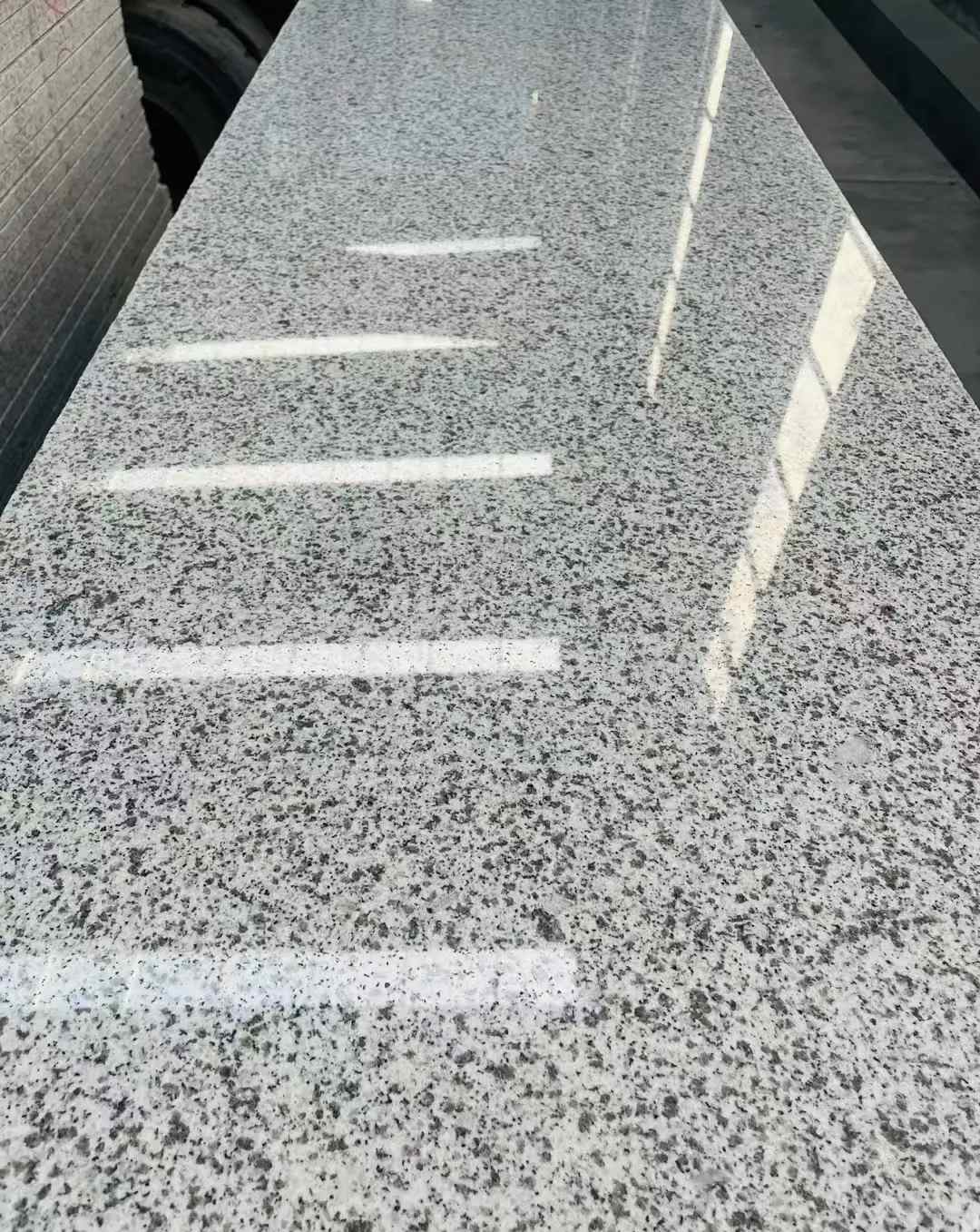 泰州 白麻花岗岩光面毛板