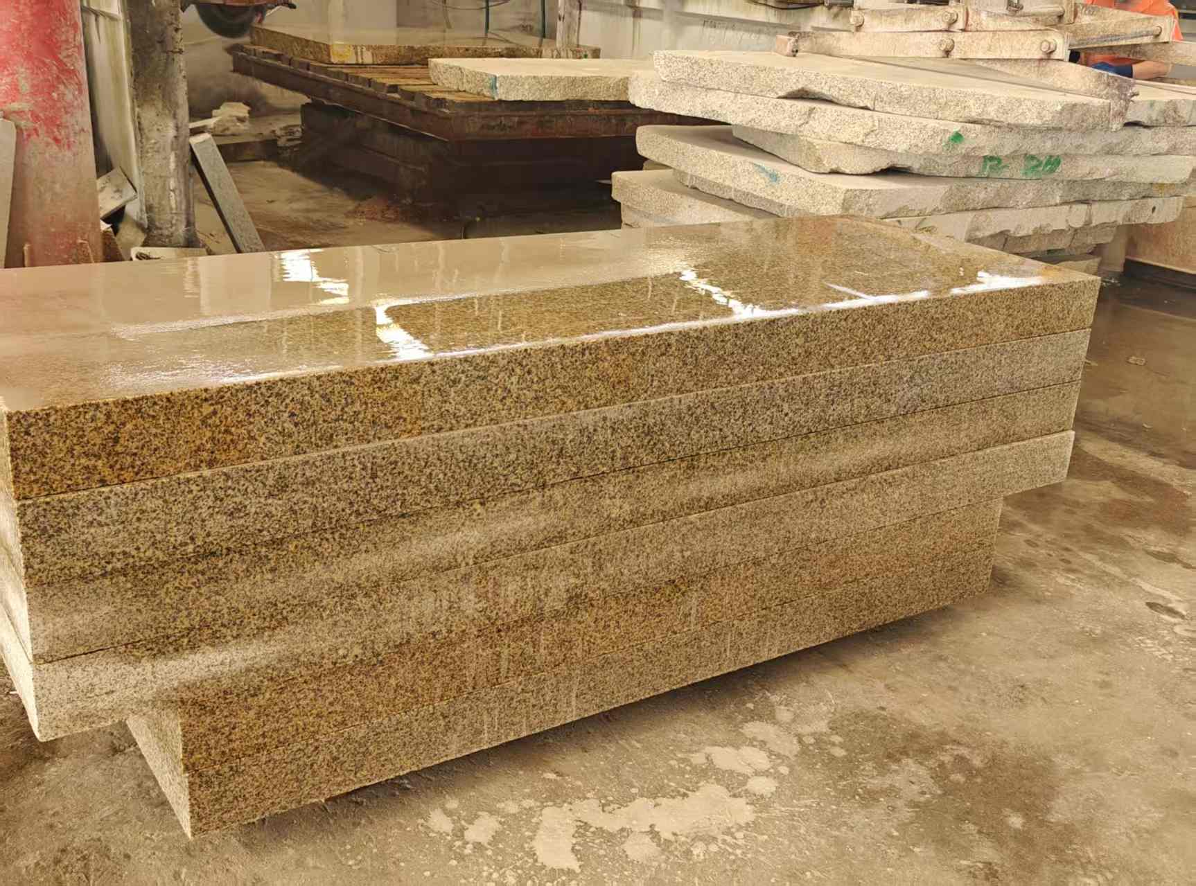 泰州 黄金麻栏杆料半成品加工中